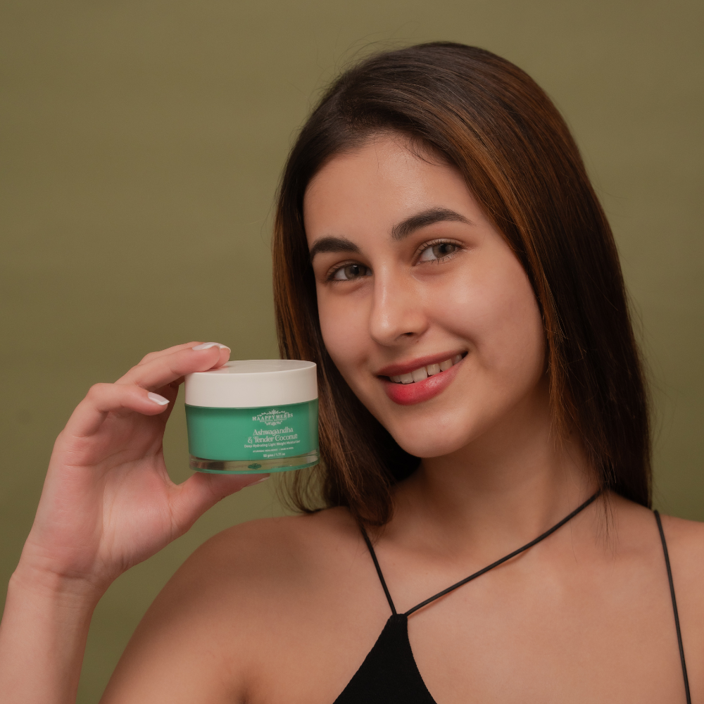 Ashwagandha & Tender Coconut Deep Hydrating Light Weight Moisturizer - 50gm