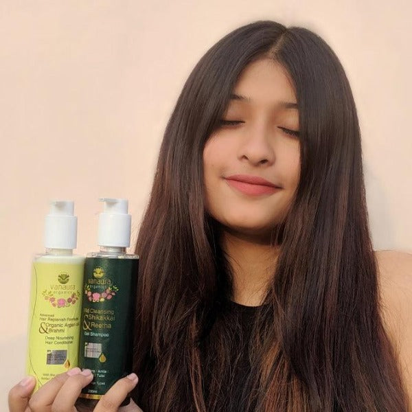Shikakkai and Reetha Mild Cleansing gel shampoo 200 ML