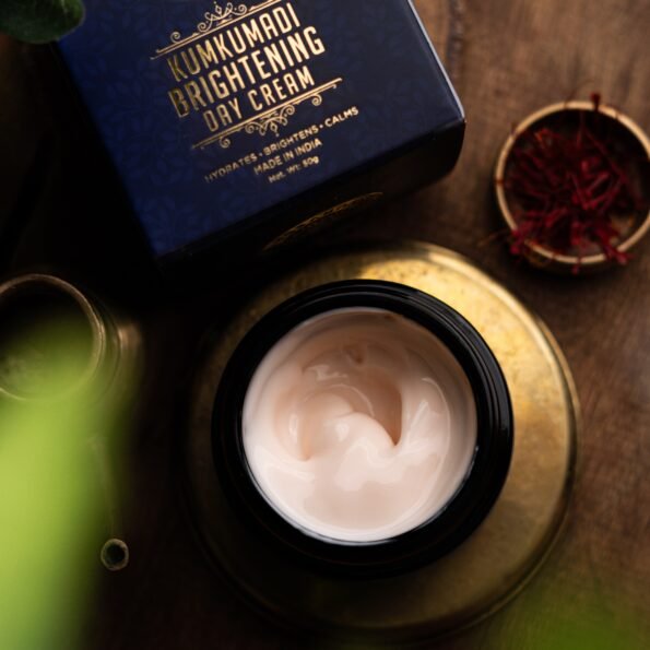 https://barg.in/product/kumkumadi-brightening-day-cream-50g/